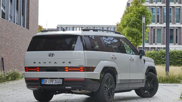 Hyundai Santa Fe 2025