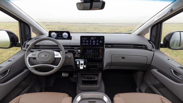 Hyundai Staria 2023
