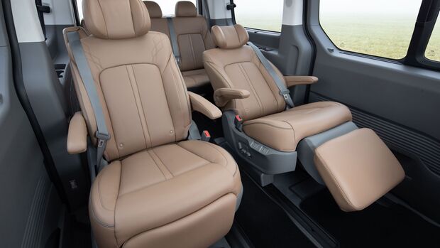Hyundai Staria 2023