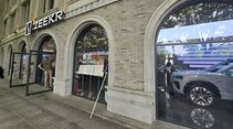 Impressionen vom Zeekr Flagship Store in Hangzhou am West Lake