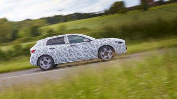 Infiniti Q30