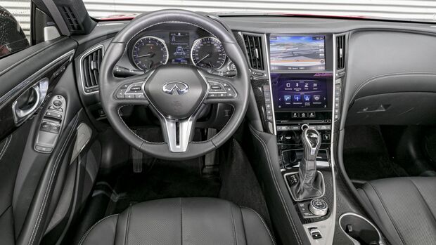 Infiniti Q60