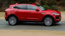 Jaguar E-Pace 2018 seitlich fahrend rot