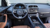 Jaguar F-Pace 25d AWD 2016