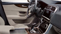 Jaguar XE, Modelljahr 2020, innenraum