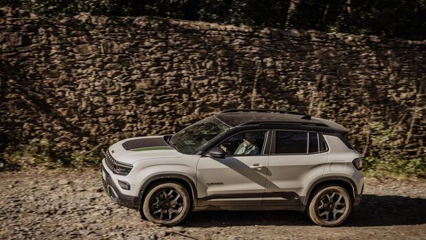 Jeep Avenger 4xe 2025