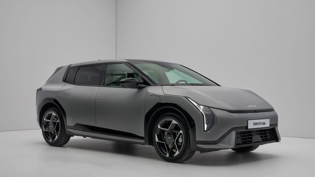 Kia EV4 2025