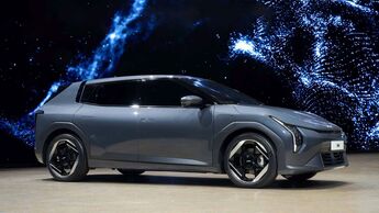 Kia EV4 2025