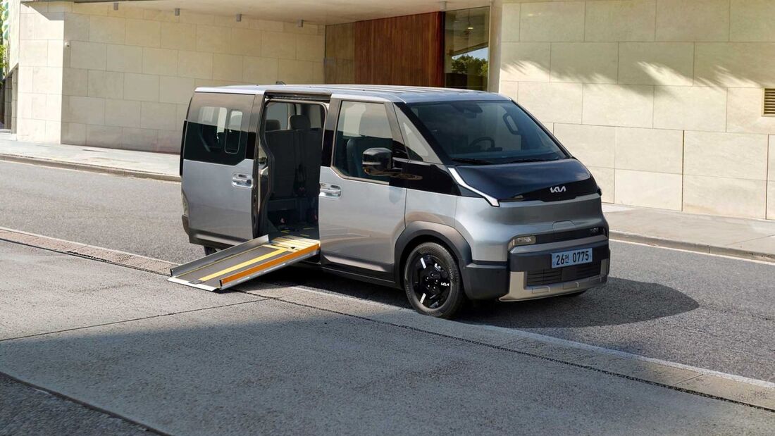 Kia PV5 WAV 2026