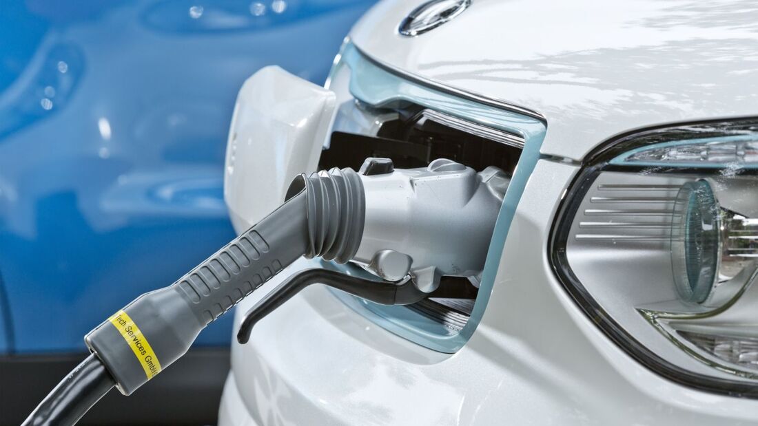 Kia Soul EV E-Auto Elektroauto laden Stecker