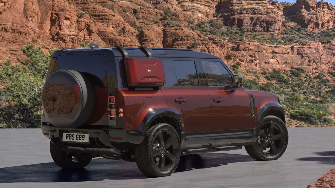 Land Rover Defender 2025