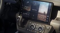 Land Rover Defender 2026