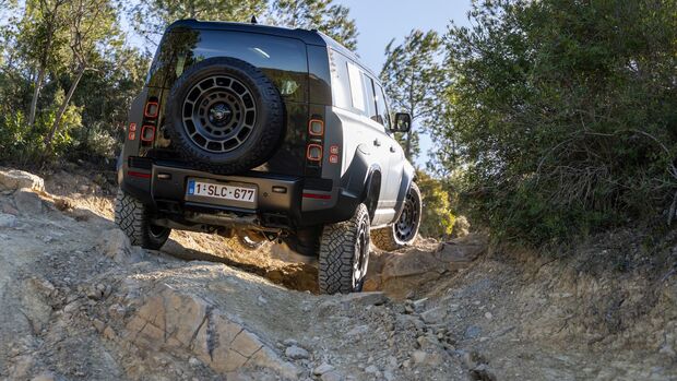 Land Rover Defender Octa