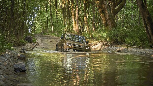 Land Rover Experience Center 2022