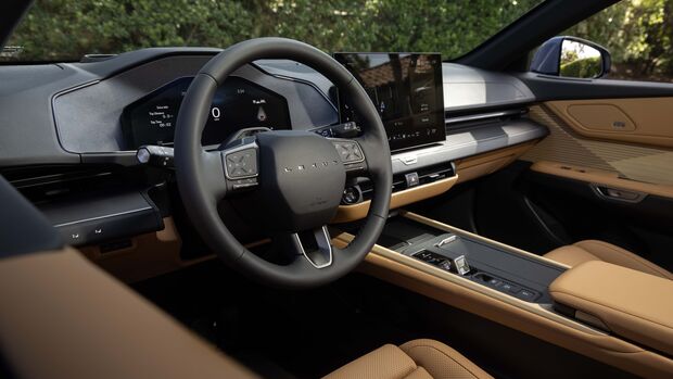 Lexus ES 350e/500e 2026