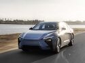Lexus ES 350e/500e 2026