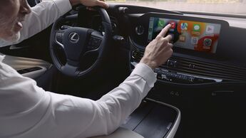 Lexus LS 2023