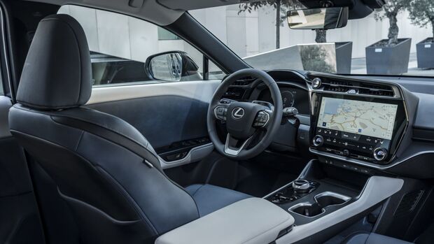 Lexus RZ 450e 2025