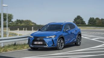 Lexus UX 2023