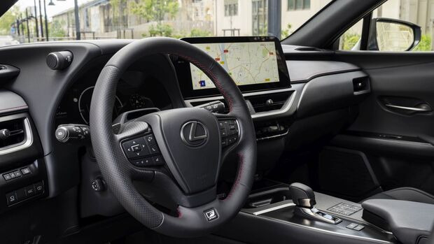 Lexus UX 300h 2024