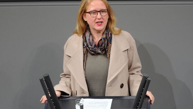 Lisa Paus