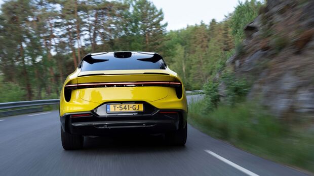 Lotus Eletre 2023