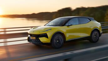Lotus Eletre 2023