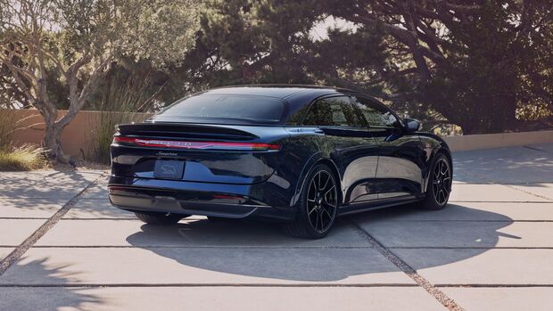 Lucid Air Sapphire 2025