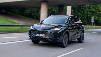 MG HS 2024