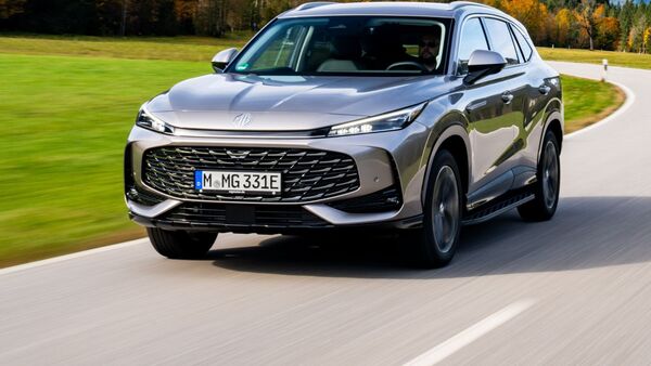 MG HS Plug-in-Hybrid 2025