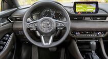 Mazda 6 Kombi 2019, cockpit, armaturenbrett, touchscreen