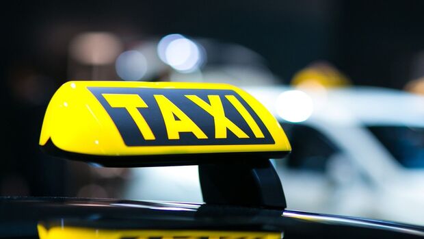 Mercedes-Benz E-Klasse Taxi 2026