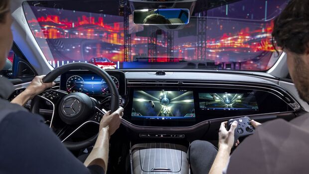 Mercedes-Benz Media Programm in der Area 15 in Las Vegas, 2024
Mercedes-Benz media program at Area 15 , Las Vegas, 2024