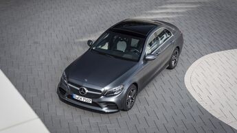 Mercedes C-Klasse 2018, schräg, oben, vorne