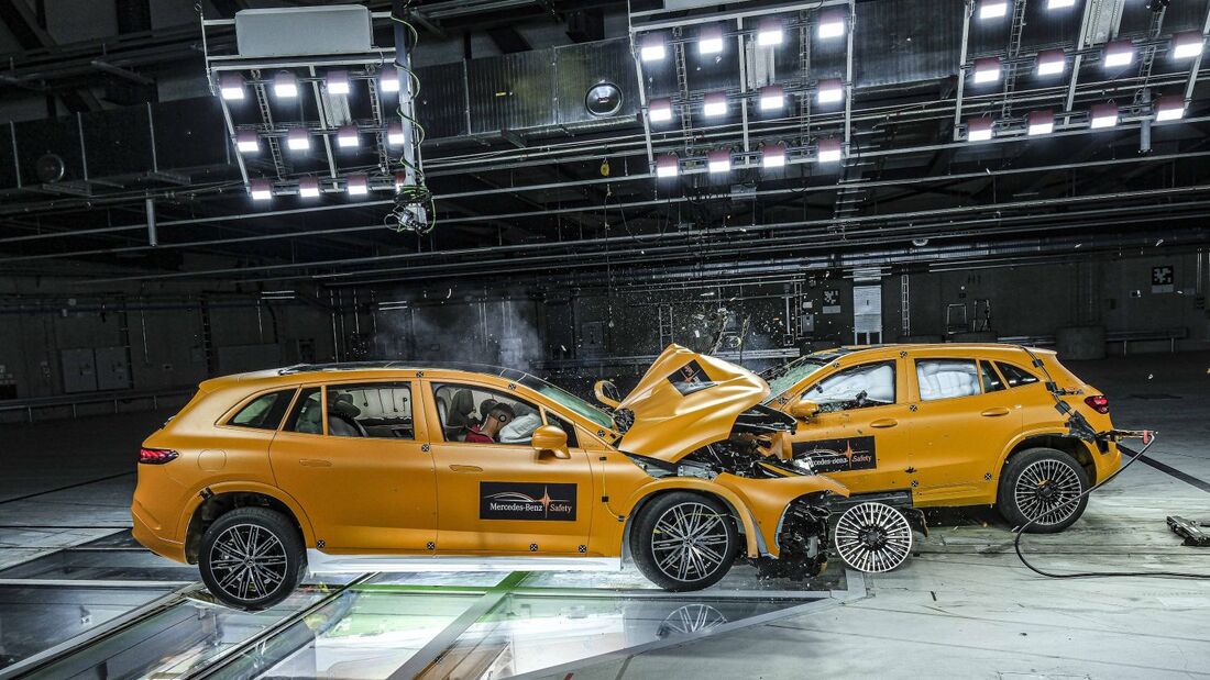 Mercedes Chrashtest 2023
