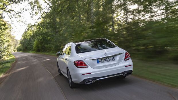 Mercedes E 300 de 2019 im Fahrbericht Plug in Hybrid mit Diesel firmenauto
