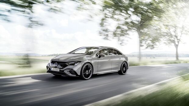 Mercedes EQE 2022