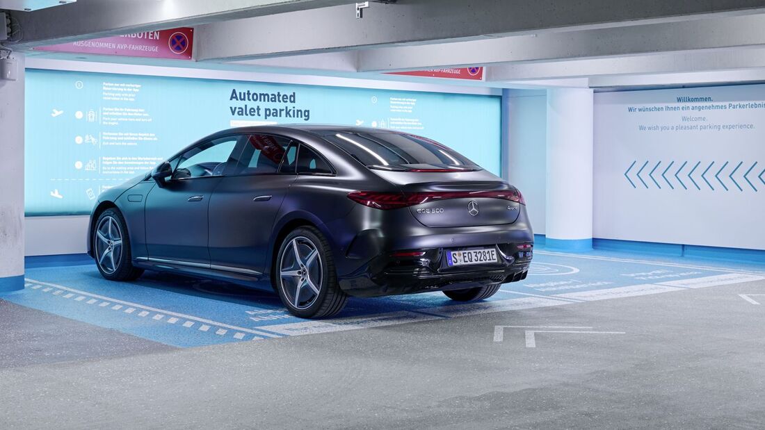 Mercedes EQE 2023