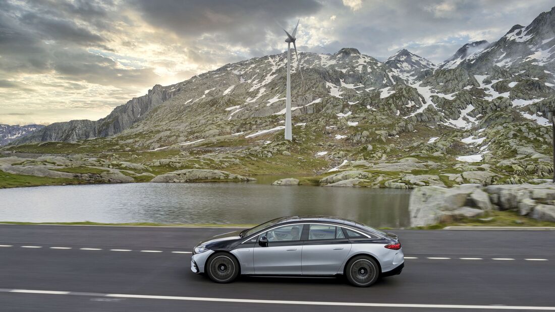 Mercedes EQS 2021, Schweiz, Ausland