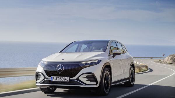 Mercedes EQS SUV 2022