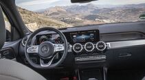 Mercedes GLB, cockpit