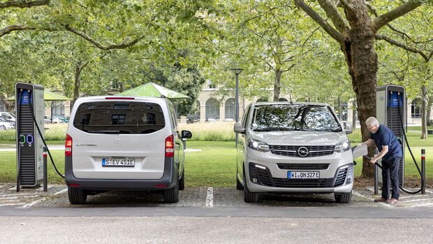 Mercedes e-Vito Tourer 2020 Opel Zafira-e Life 2020