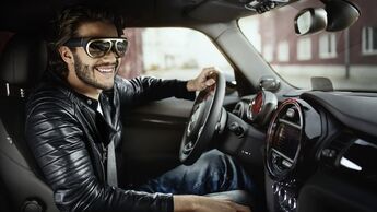 Mini Datenbrille Augmented Reality Fahrer