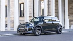 Mini Electric Resolute Edition 2022