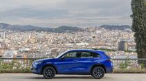 Mit dem ZR-V bringt Honda eine Kombination aus anspruchsvollem Design, Funktionalität und begeisterndem Fahrerlebnis in das C-SUV-Segment. Der ZR-V reiht sich im Honda Modellportfolio zwischen dem HR-V und dem CR-V ein.