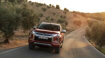 Mitsubishi L200 2020, Doppelkabine, fahrend, schräg, vorne