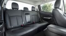 Mitsubishi L200 2020,Doppelkabine,  innen, sitze