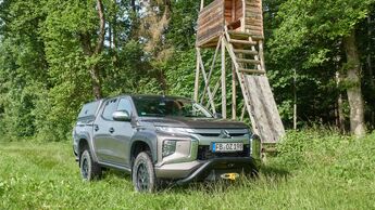 Mitsubishi_L200_DoKa_2021