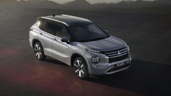 Mitsubishi Outlander PHEV 2025