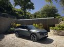 Neuer DS No 7 – das Mittelklasse-SUV von DS Automobiles ist erstmals auch mit vollelektrischem Antrieb erhältlich.